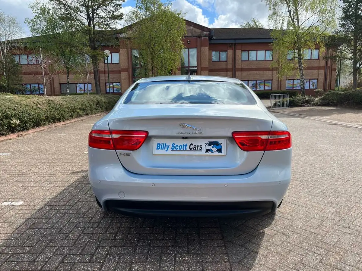 2016-jaguar-xe-20d-prestige-163ps-big-4