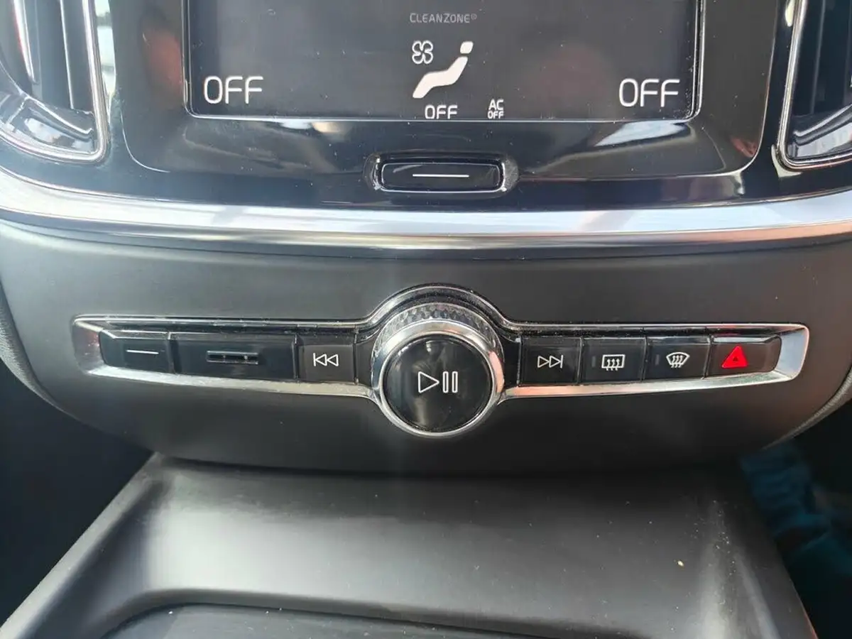 2018-volvo-v60-20td-d4-momentum-geartronic-big-72