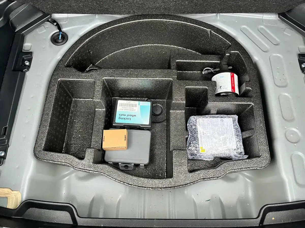 2023-toyota-yaris-cross-15-vvt-i-gr-sport-big-62