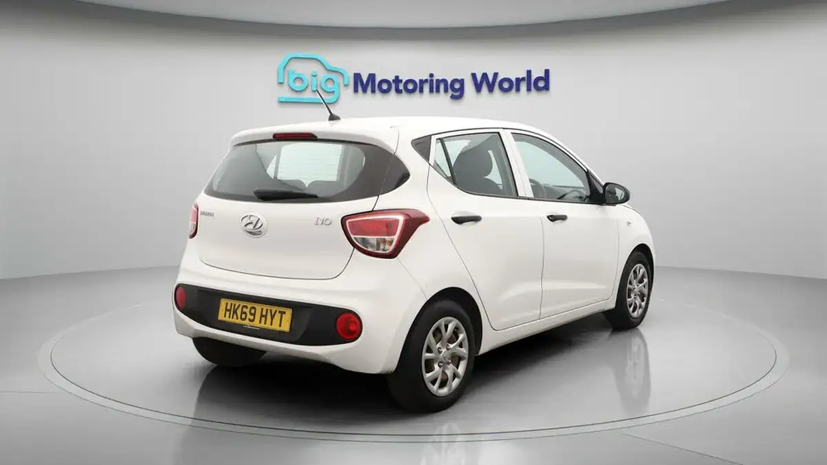 2019-hyundai-i10-10-s-big-7