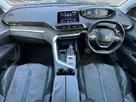 2017-peugeot-5008-suv-12-puretech-allure-eat6-small-4