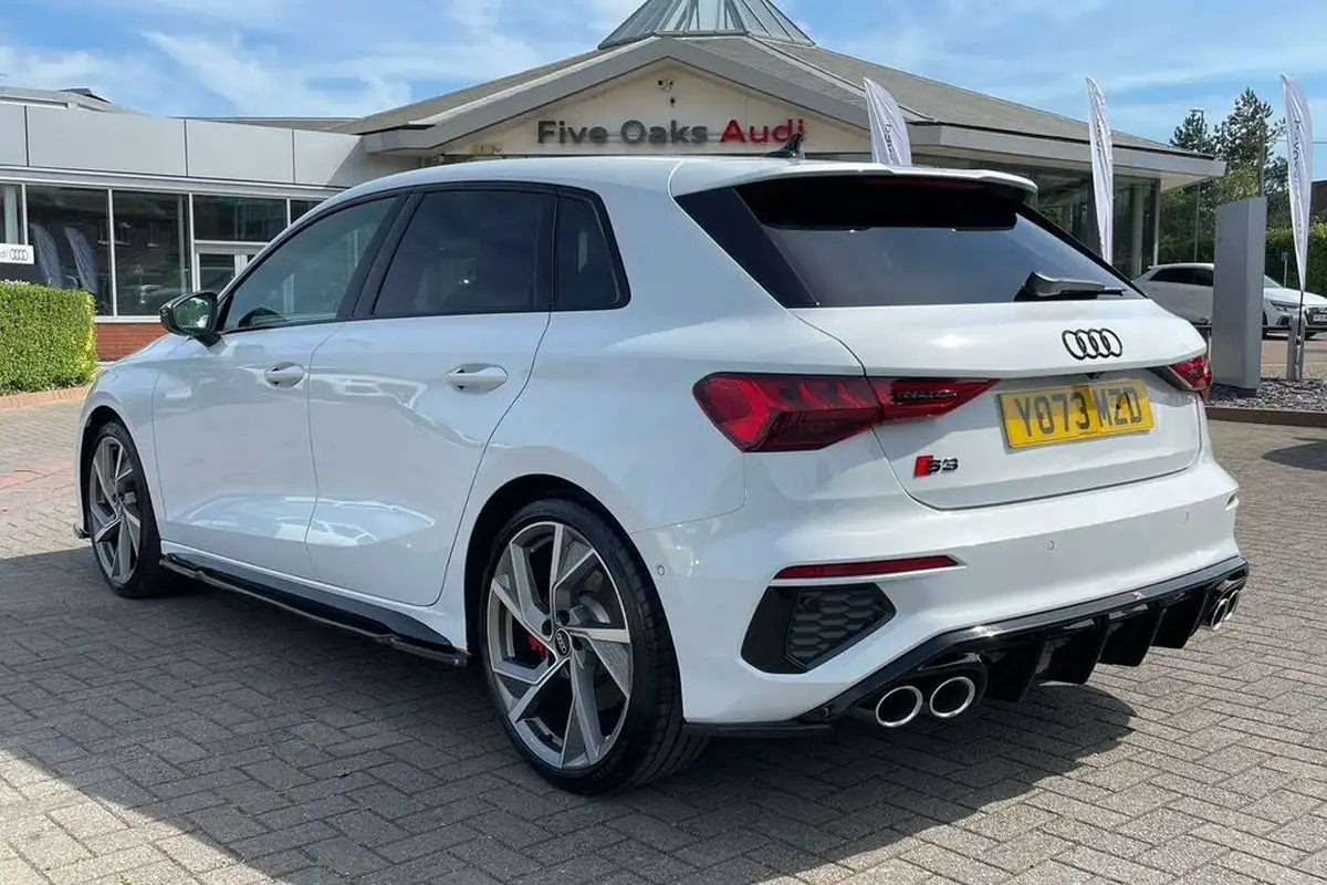 2024-audi-s3-20-tfsi-black-edition-310ps-sportback-5d-big-5