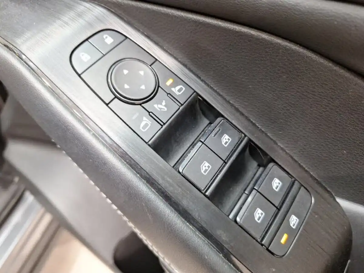 2022-nissan-qashqai-13-dig-t-n-connecta-158ps-big-17