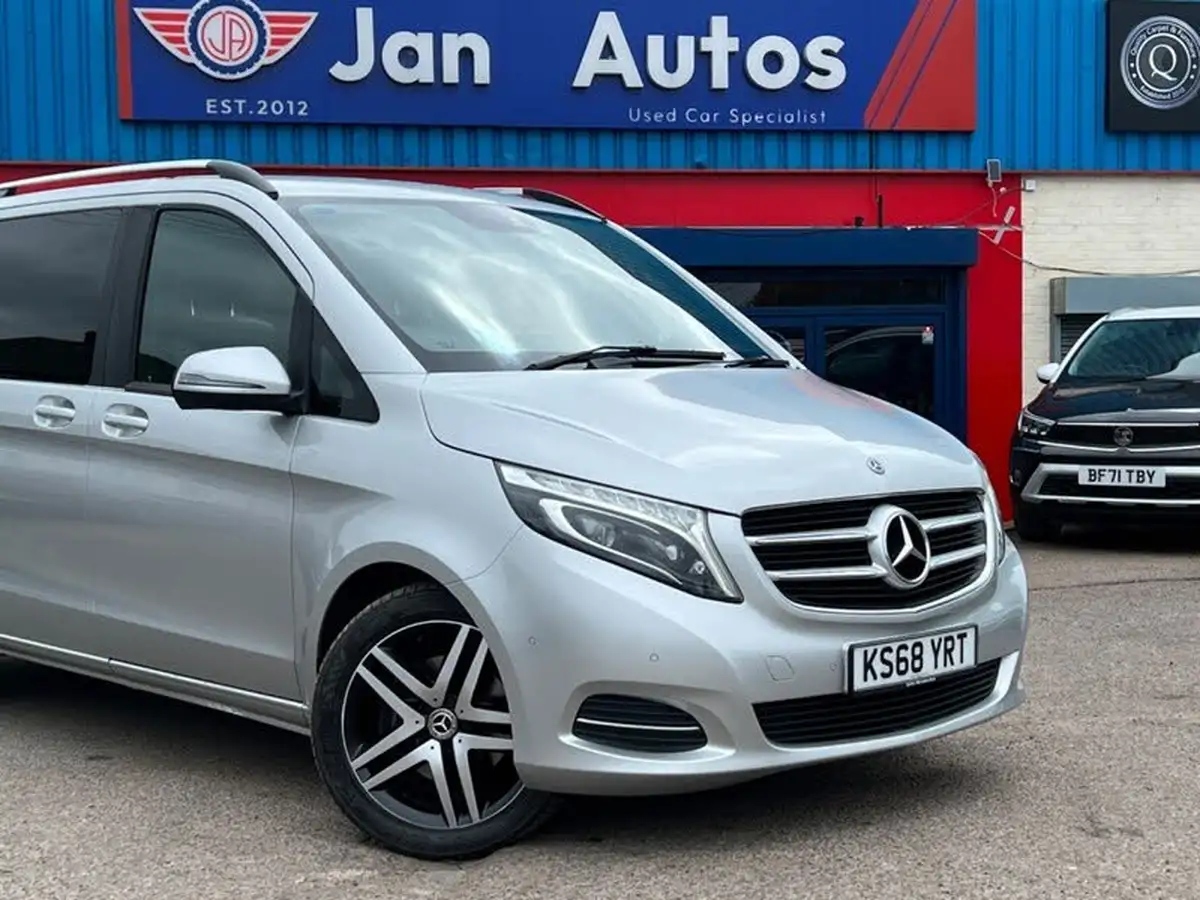 2018-mercedes-benz-v-class-21d-v220d-sport-big-28