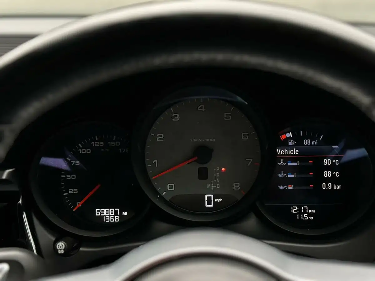 2019-porsche-macan-30-v6-s-big-33