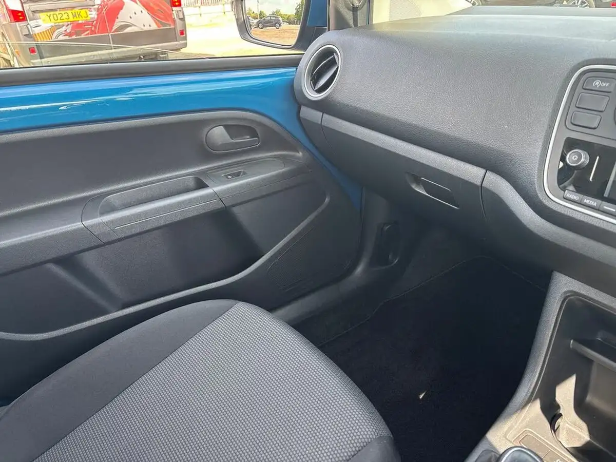 2019-skoda-citigo-10-se-3d-big-28
