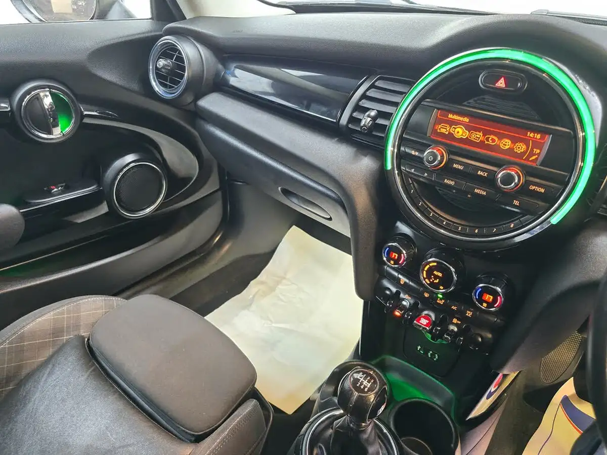 2016-mini-cooper-15-cooper-ss-hatchback-3d-big-15