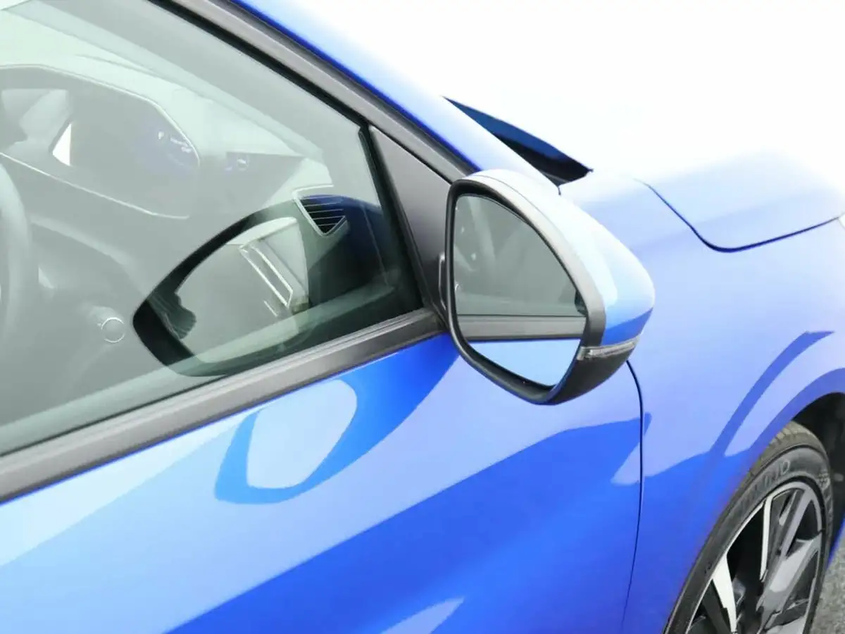 2020-peugeot-208-12-puretech-allure-100bhp-big-54
