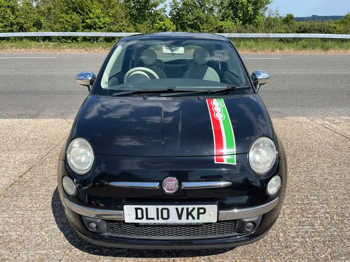 2010-fiat-500-12-lounge-69bhp-big-1