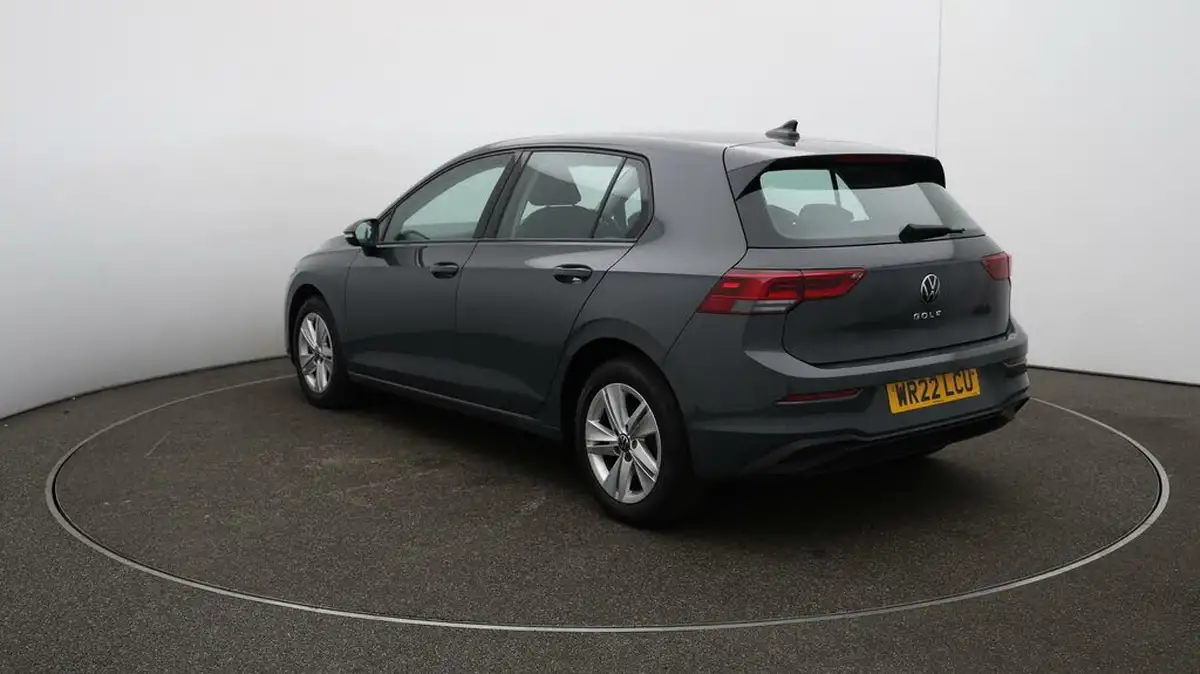 2022-volkswagen-golf-15-tsi-life-130ps-hatchback-big-60