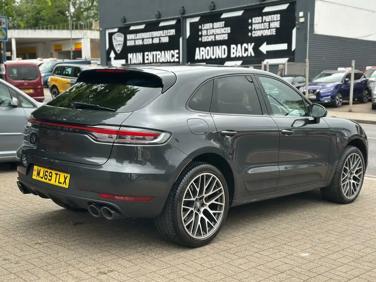 2019-porsche-macan-30-v6-s-big-5