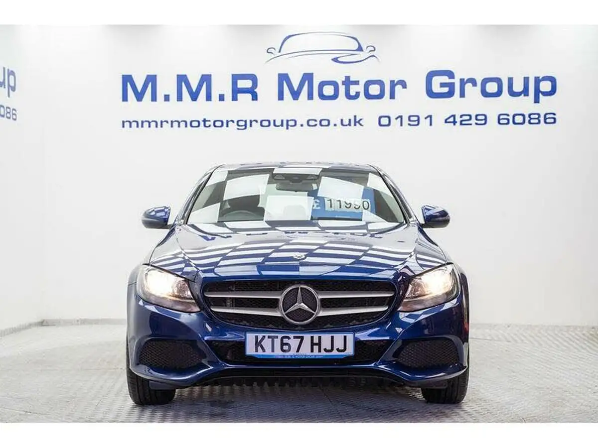 2017-mercedes-benz-c-class-20-c200-se-saloon-4d-9g-tronic-plus-big-3