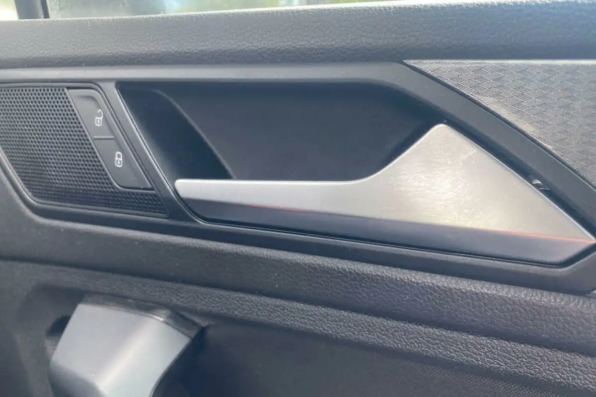 2022-volkswagen-tiguan-15-tsi-life-150ps-big-57