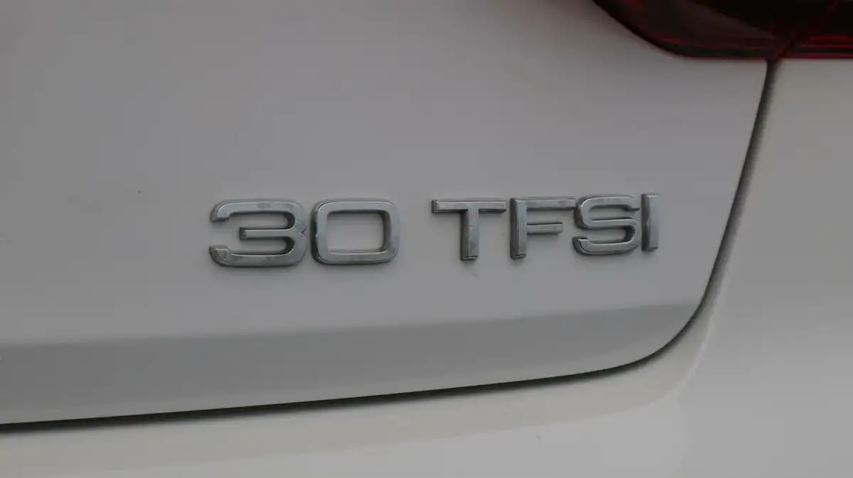 2021-audi-a1-10-30-tfsi-technik-110ps-big-22