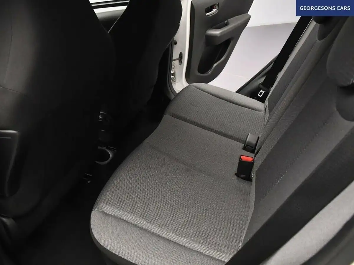 2022-toyota-aygo-10-vvt-i-x-play-big-16