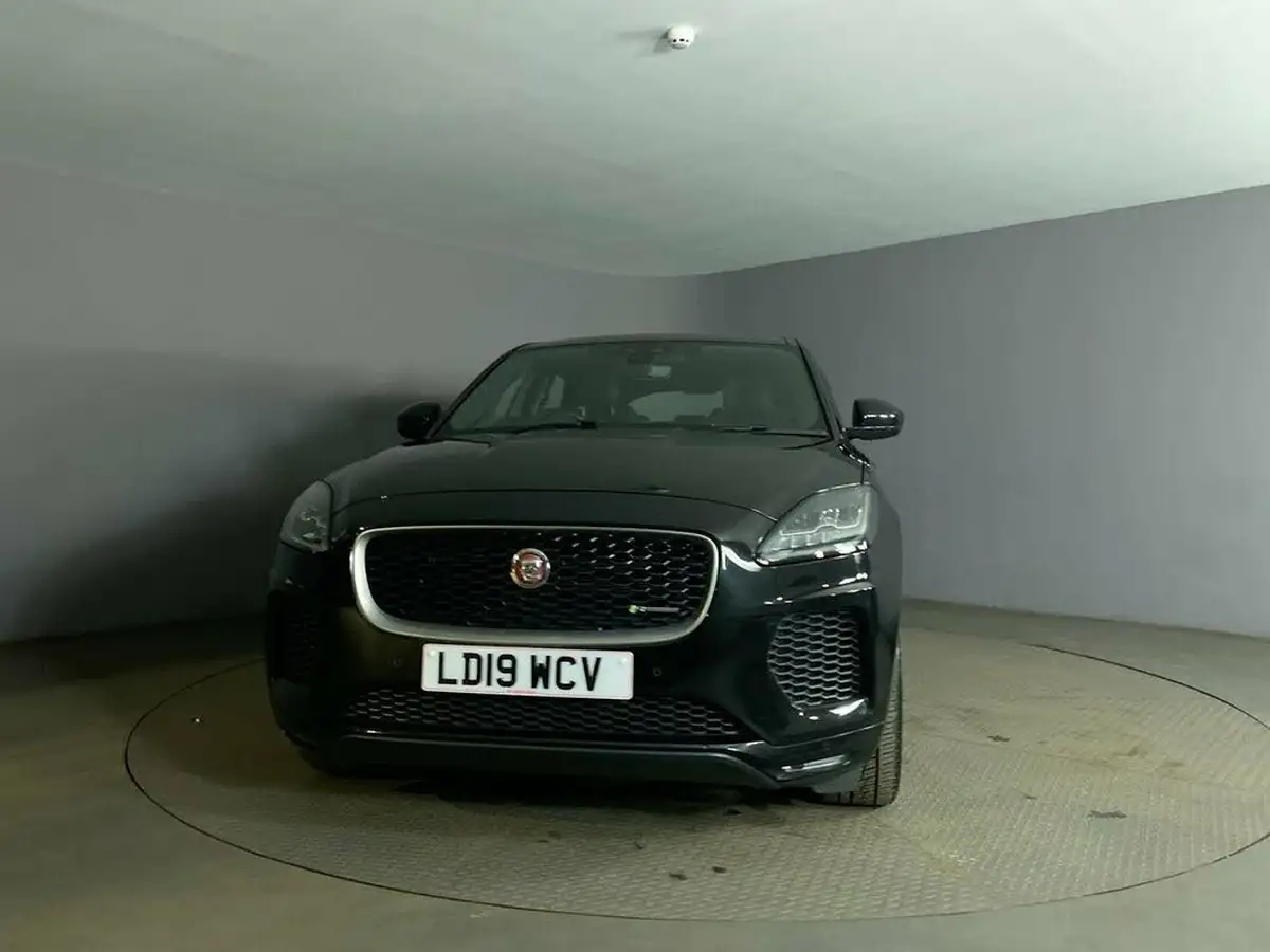 2019-jaguar-e-pace-20-i4d-r-dynamic-s-150ps-big-2