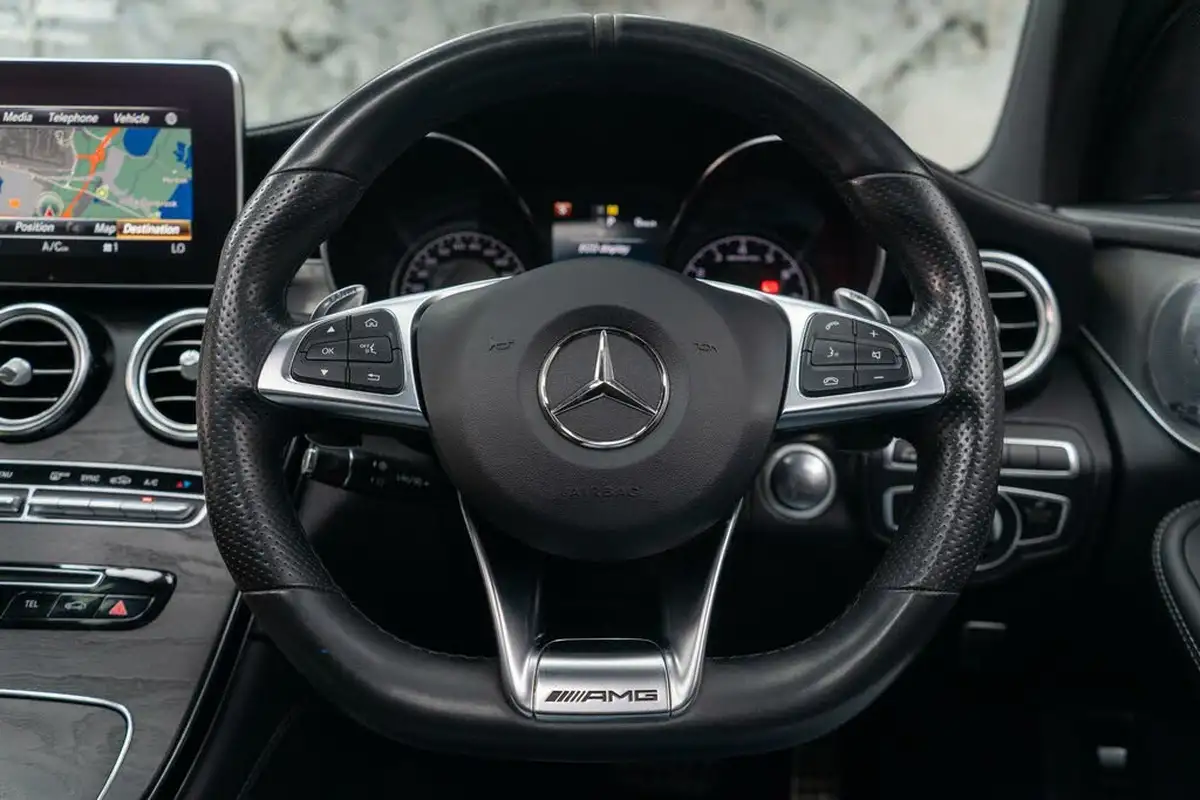 2018-mercedes-benz-glc-class-40-glc-amg-63-premiumss-coupe-4d-big-28