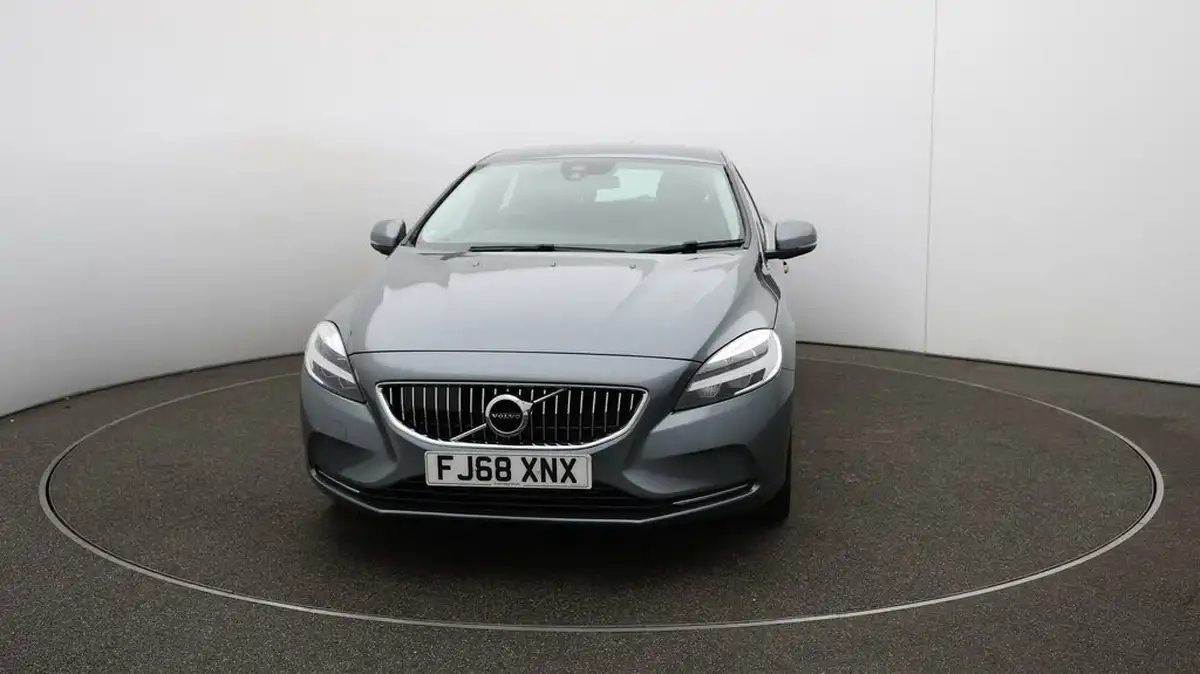 2018-volvo-v40-15-t3-inscription-big-37