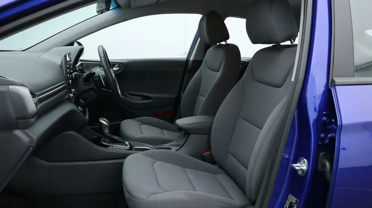 2022-hyundai-ioniq-16-gdi-premium-se-hybrid-big-14