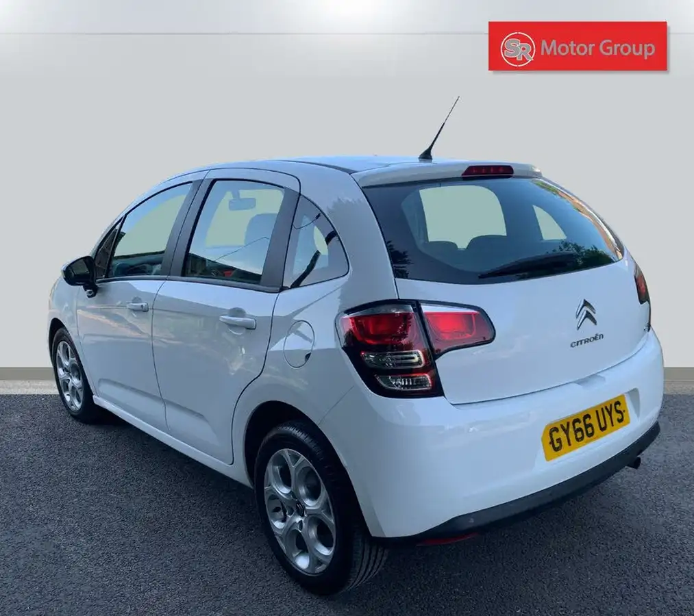 2016-citroen-c3-12-edition-big-3