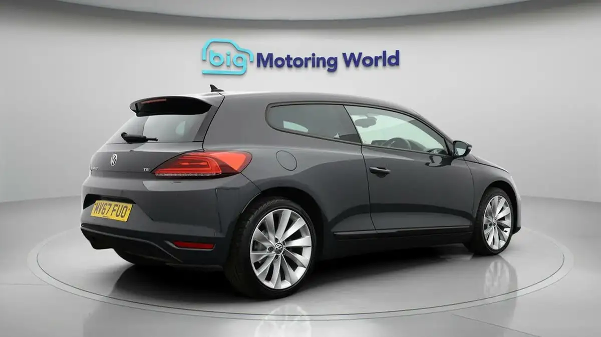 2017-volkswagen-scirocco-20-tsi-gt-bmt-big-6