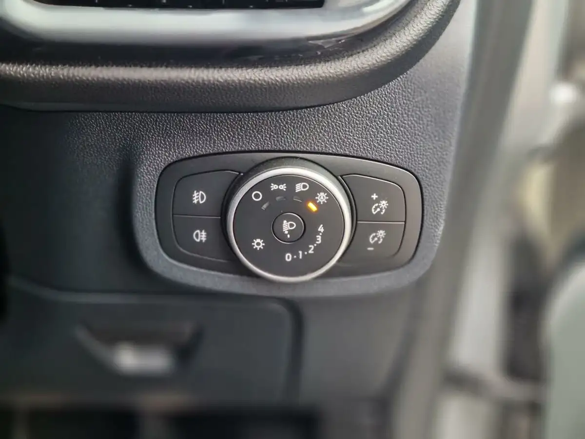 2020-ford-fiesta-10t-st-line-edition-95ps-5d-big-17