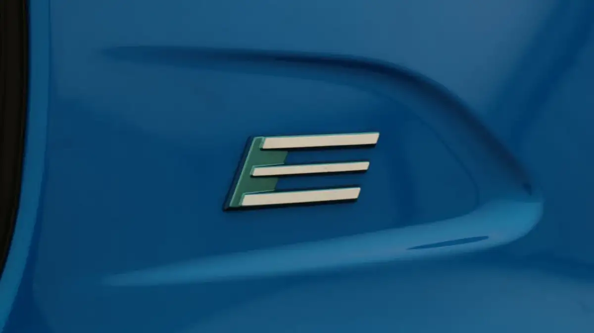 2024-peugeot-208-e-e-style-big-20