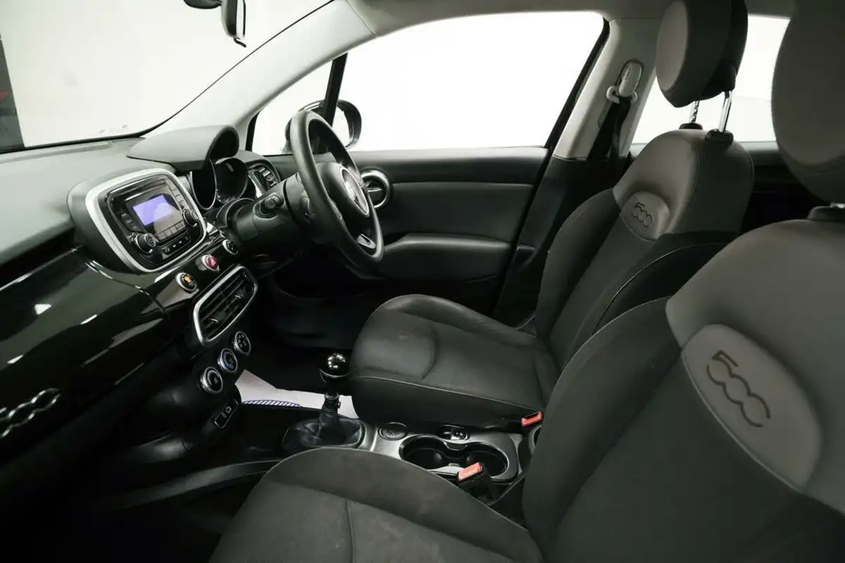2016-fiat-500x-16-e-torq-pop-plus-big-25