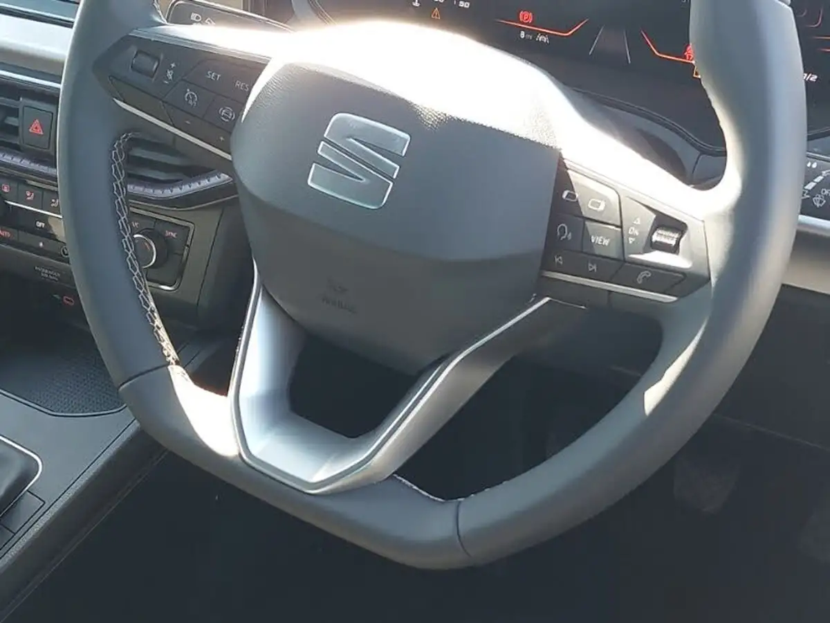 2025-seat-ibiza-10-tsi-xcellence-115ps-big-16