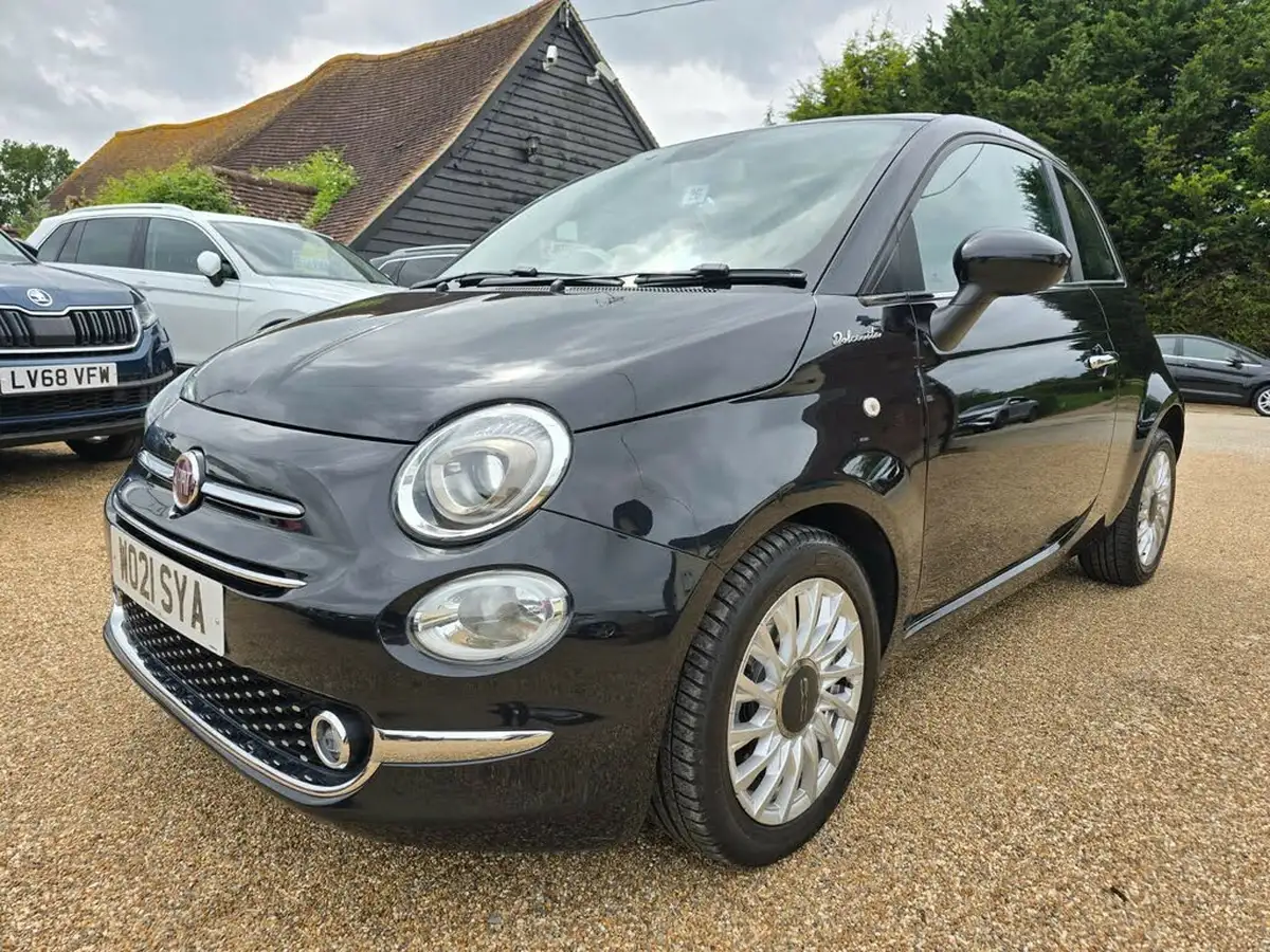 2021-fiat-500-10-dolcevita-big-2