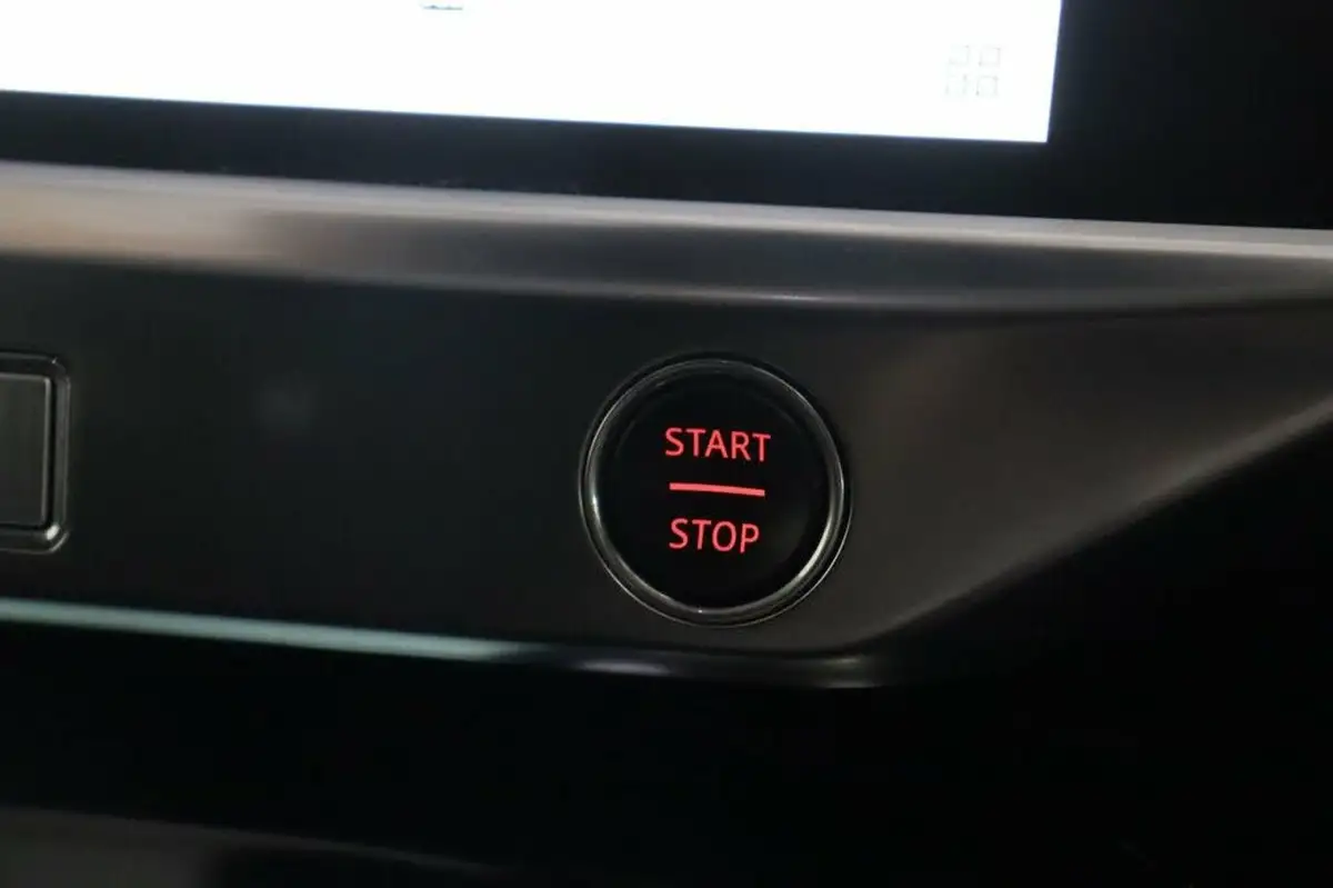 2020-jaguar-i-pace-ev400-hse-big-30