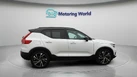 2019-volvo-xc40-20-t4-r-design-pro-awd-small-8