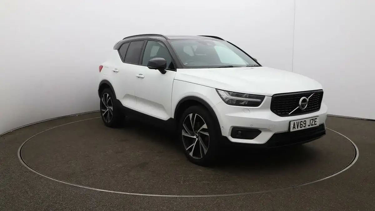 2019-volvo-xc40-20-t4-r-design-pro-awd-big-45
