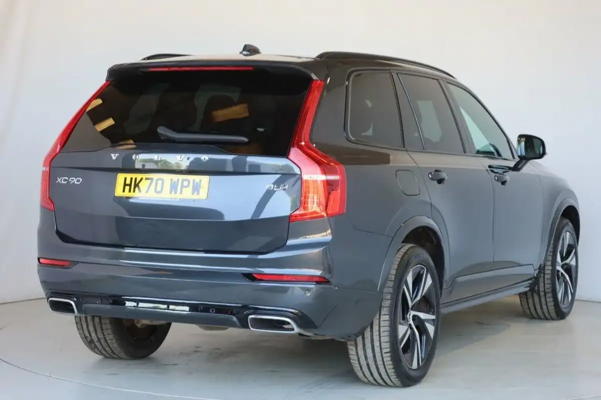 2021-volvo-xc90-20td-b5-r-design-big-21