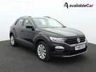 2019-volkswagen-t-roc-10-tsi-se-small-0