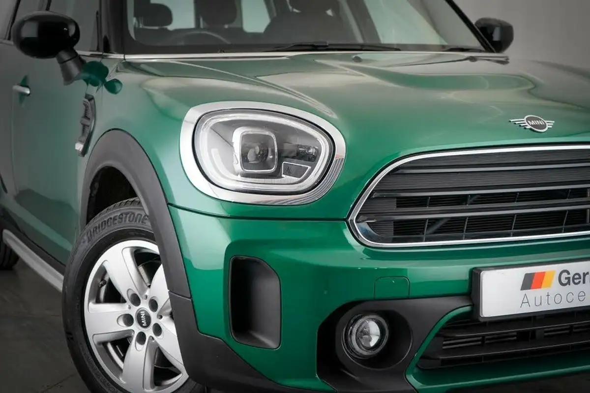 2022-mini-countryman-15-cooper-classic-auto-big-8