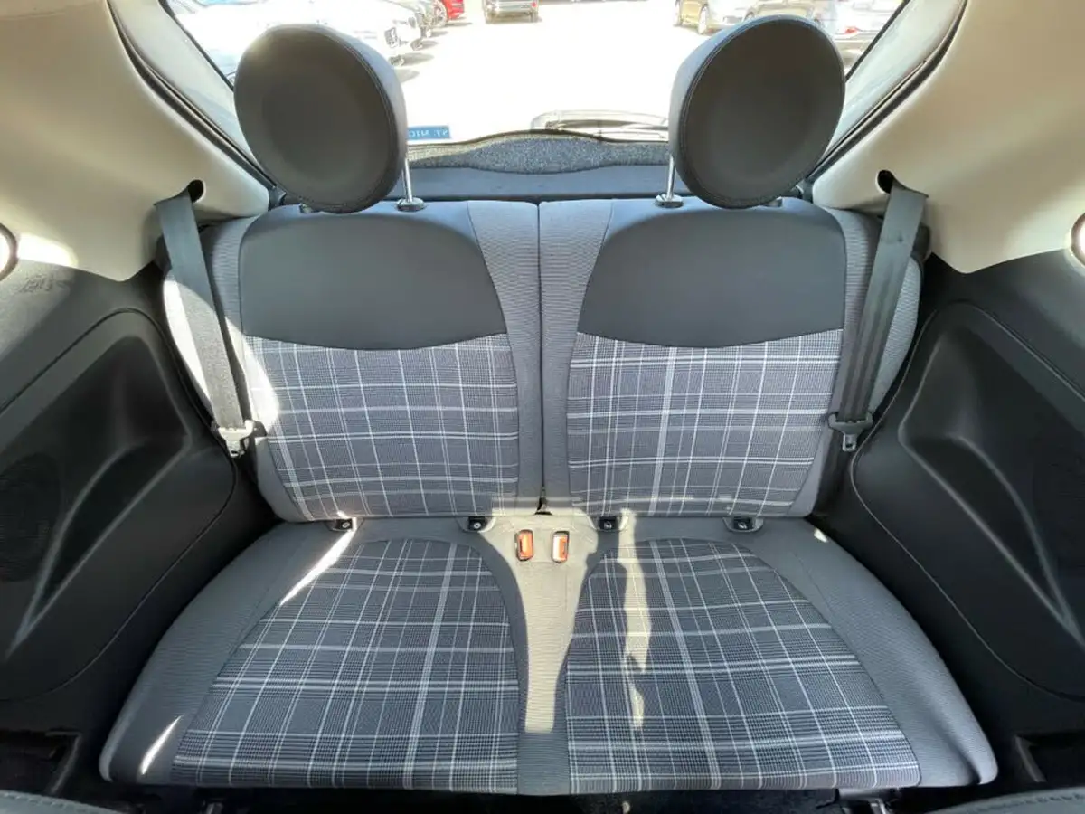 2018-fiat-500-12-lounge-big-48