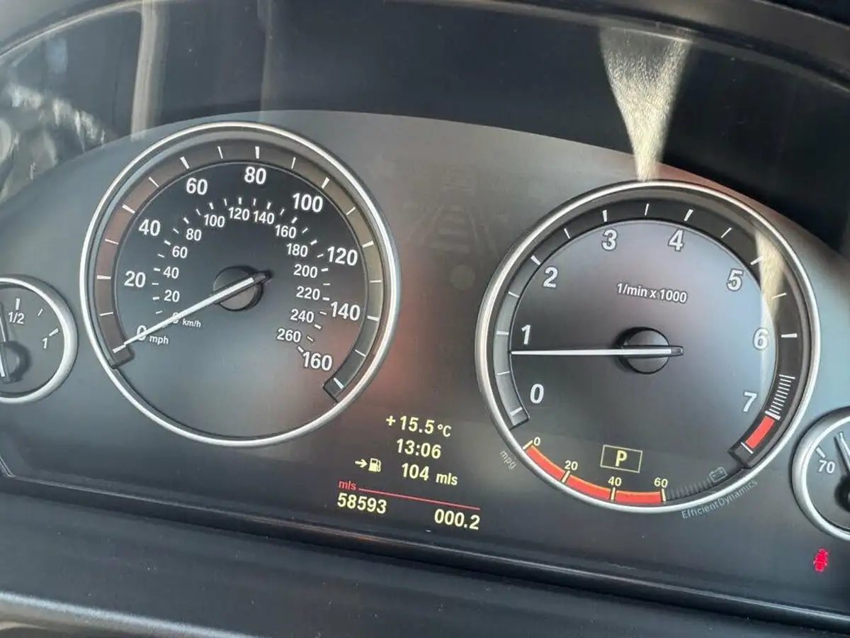 2010-bmw-5-series-44-550i-m-sport-big-34