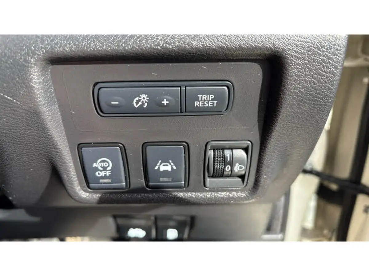 2021-nissan-micra-10-ig-t-acenta-big-35