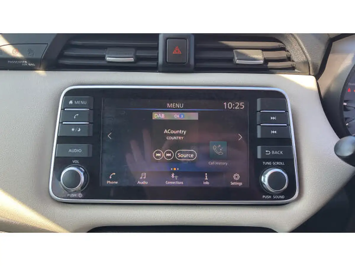2021-nissan-micra-10-ig-t-acenta-big-11