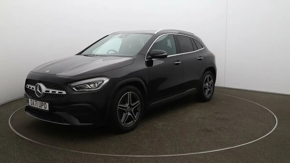 2022-mercedes-benz-gla-class-13-gla-180-amg-line-premium-big-60