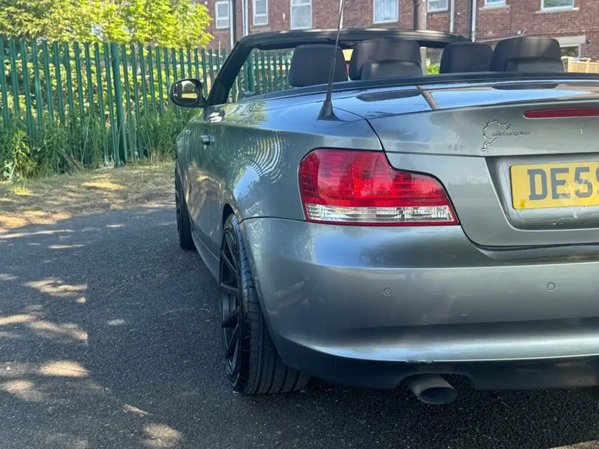 2009-bmw-1-series-20td-118d-sport-convertible-2d-big-32