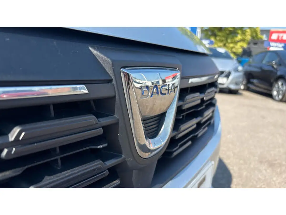 2021-dacia-sandero-10-sce-essential-big-34