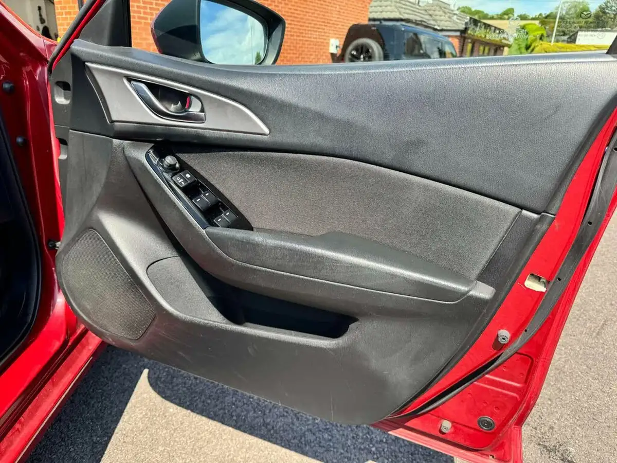 2018-mazda-mazda3-20-se-l-nav-hatchback-5d-big-32