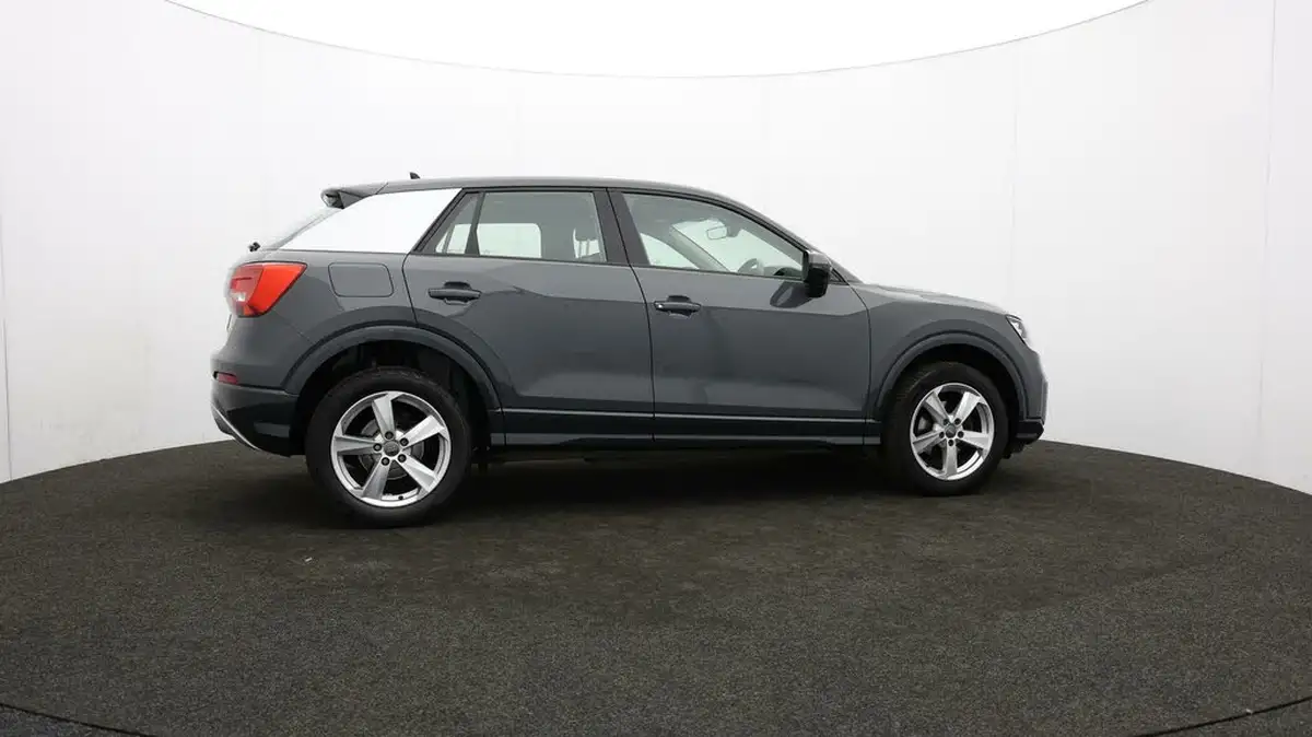 2020-audi-q2-16-30-tdi-sport-big-37