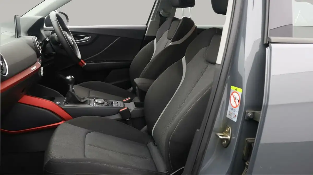 2020-audi-q2-16-30-tdi-sport-big-13