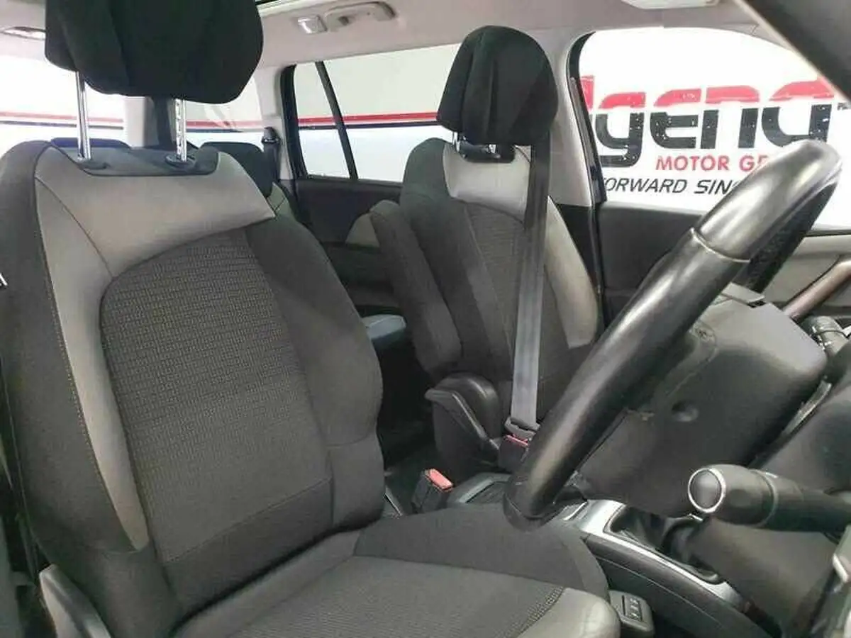 2019-citroen-grand-c4-spacetourer-12-puretech-flair-big-13