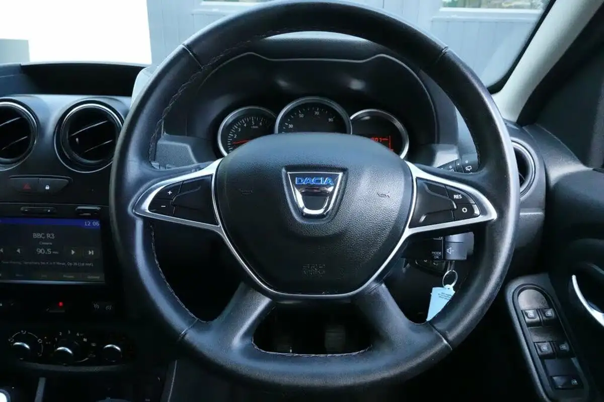 2017-dacia-duster-12-tce-prestige-big-27
