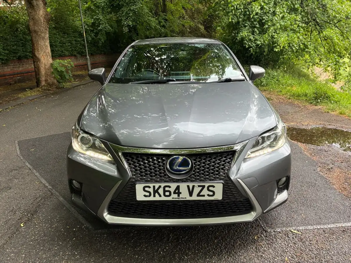 2014-lexus-ct-200h-18-f-sport-big-9