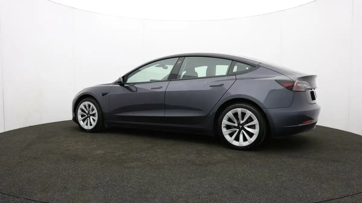 2021-tesla-model-3-e-long-range-4x4-big-74